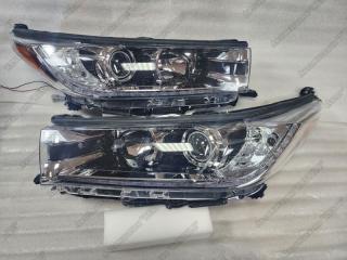 Запчасть фары передние TOYOTA Highlander 2017-2020