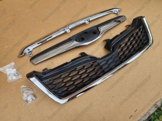 Решетка радиатора передняя Subaru Forester 2013-2015