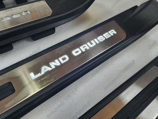 Накладки на пороги Toyota Land Cruiser 2007-2021