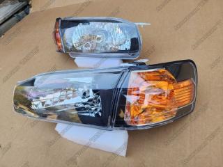 Запчасть фары передние Toyota corolla 1995-1997