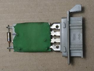 Запчасть реостат печки Land Rover Freelander 2005 L314 25K4F JGM500010 контрактная Реостат печки Land Rover Freelander 2005 L314 25K4F JGM500010 контрактная