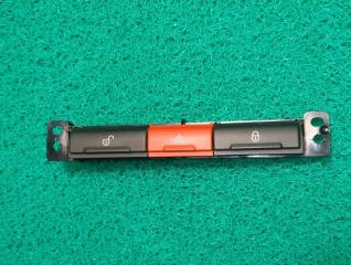 Кнопка аварийной сигнализации Land Rover Freelander 2008 контрактная Кнопка аварийной сигнализации Land Rover Freelander 2008