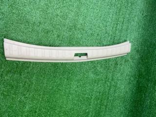 Накладка на порог багажника задняя Land Rover Freelander 2008 контрактная Накладка на порог багажника задняя Land Rover Freelander 2008