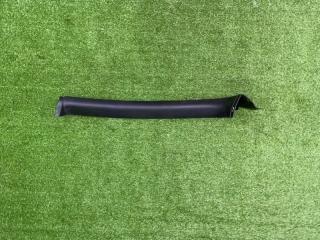 Обшивка двери багажника правая Land Rover Discovery 2005 контрактная Обшивка двери багажника правая Land Rover Discovery 2005