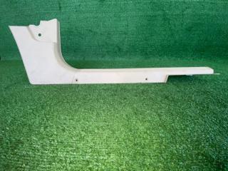 Накладка на порог салона передняя правая Land Rover Freelander 2005