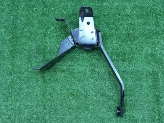 Кронштейн Land Rover Range Rover 2006 контрактная Кронштейн Land Rover Range Rover 2006