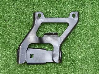 Кронштейн Land Rover Range Rover 2006 контрактная Кронштейн Land Rover Range Rover 2006