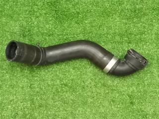 Патрубок радиатора Land Rover Range Rover 2006 контрактная Патрубок радиатора Land Rover Range Rover 2006