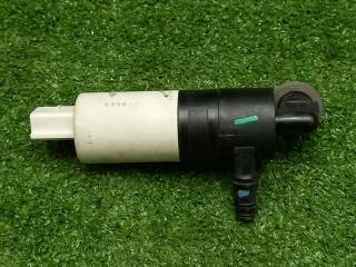 Насос омывателя фар передний Land Rover Range Rover 2006 контрактная Насос омывателя фар передний Land Rover Range Rover 2006