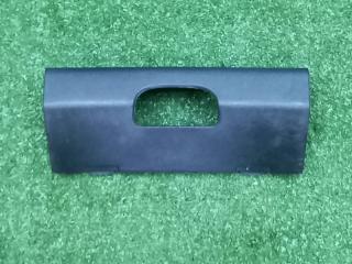 Заглушка бампера передняя Land Rover Range Rover 2006 контрактная Заглушка бампера передняя Land Rover Range Rover 2006