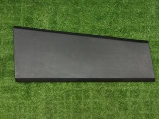 Обшивка стойки кузова правая Land Rover Discovery 2006 контрактная Обшивка стойки кузова правая Land Rover Discovery 2006