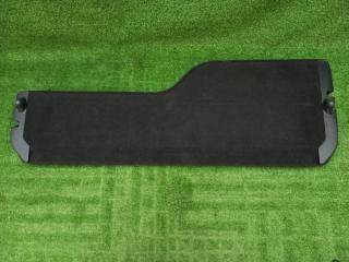 Обшивка двери багажника Land Rover Discovery 2006 контрактная Обшивка двери багажника Land Rover Discovery 2006