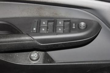 Запчасть блок управления стеклоподъемниками Cadillac SRX II