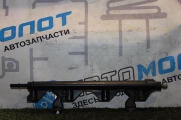 Запчасть топливная рампа Peugeot  C3 