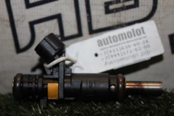 Форсунка топливная 2008  R56 EP6