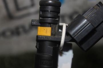 Форсунка топливная 2008  R56 EP6