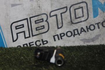 Форсунка топливная Peugeot  2008  R56 EP6