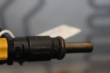 Форсунка топливная 2008  R56 EP6