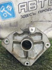 Запчасть кронштейн привода передний правый Land Rover Range Rover