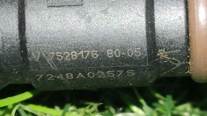 Форсунка топливная 2008  R56 EP6