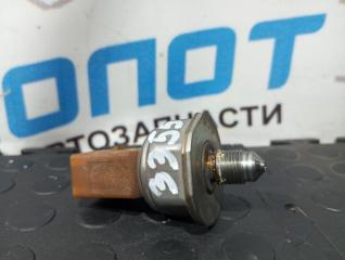 Запчасть датчик давления топлива Volkswagen Golf 6