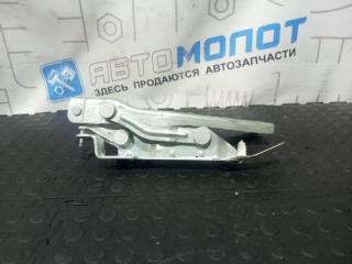 Запчасть петля капота Skoda Octavia II