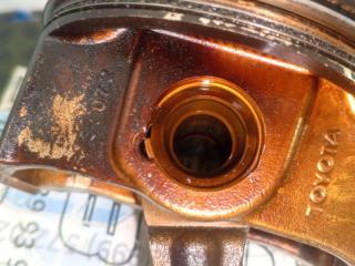 Поршень с шатуном Highlander GSU40L 2GR-FE 2GR Поршень с шатуном Highlander GSU40L 2GR-FE 2GR