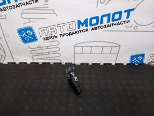 Запчасть форсунка топливная Volvo V50