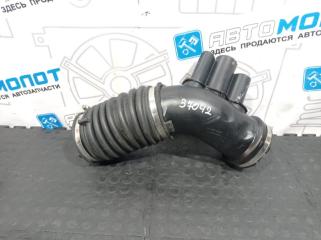 Запчасть патрубок воздушного фильтра Audi A3 2011