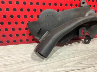 Уплотнитель капота BMW 5 G30 B47D20A Уплотнитель капота BMW 5 G30 B47D20A
