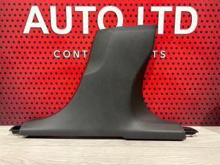 Обшивка стойки центральной правой Volvo XC60 2019