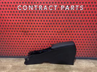 Подлокотник Toyota Avensis 2018