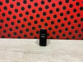 Разъем AUX / USB BMW X1 2019