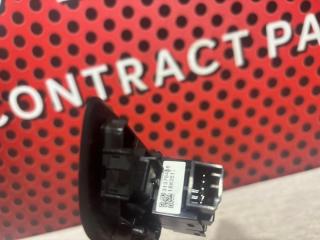 Кнопка стеклоподъемника Volvo V90 PZ 2.0d D4204T23 Кнопка стеклоподъемника Volvo V90 PZ 2.0d D4204T23