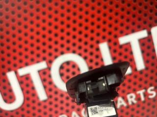 Кнопка стеклоподъемника V90 2018 PZ 2.0d D4204T23