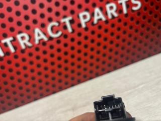 Плафон подсветки салона Mercedes-Benz S-Class W222 656 3.0d Плафон подсветки салона Mercedes-Benz S-Class W222 656 3.0d