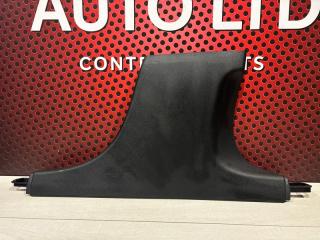 Обшивка стойки центральной правой Volvo S60 2020