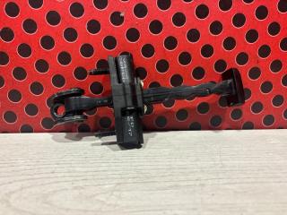 Ограничитель открывания двери передней Volvo XC60 2017