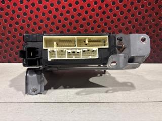 Блок предохранителей Toyota Land Cruiser 2007 контрактная Блок предохранителей Toyota Land Cruiser 2007