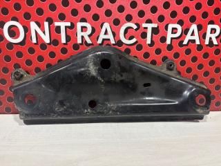 Запчасть кронштейн подрамника Lexus NX 2022