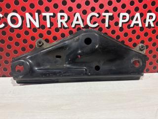 Запчасть кронштейн подрамника Lexus NX 2022