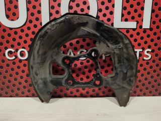 Запчасть кожух защитный тормозного диска передний Lexus IS 2017