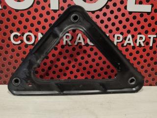 Запчасть кронштейн Lexus IS 2017