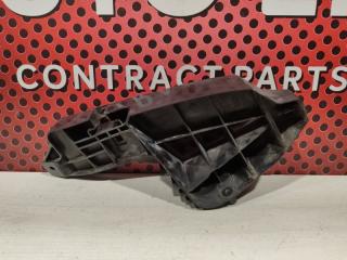 Кронштейн крепления бампера заднего Lexus IS 2017