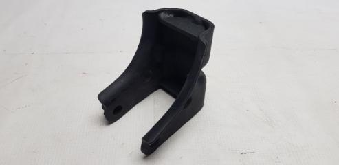 Запчасть кронштейн опоры двигателя Toyota Sprinter Trueno 1995