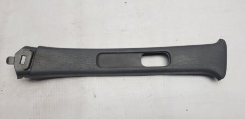 Запчасть накладка на стойку левая Toyota Vista 1995