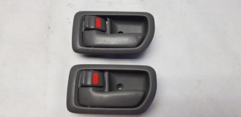 Запчасть ручка двери внутренняя левая Toyota Carina 1999