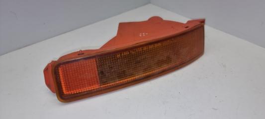 Повторитель поворота в бампер Toyota Camry 1994 Б/У Повторитель поворота в бампер Toyota Camry 1994