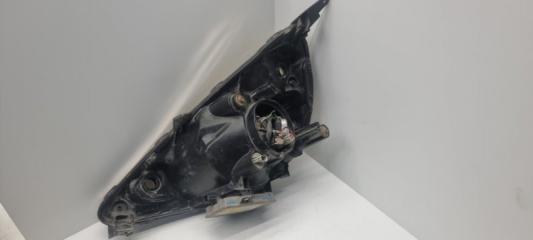 Фара ксеноновая передняя правая Honda Fit GD1 L13A Фара ксеноновая передняя правая Honda Fit GD1 L13A