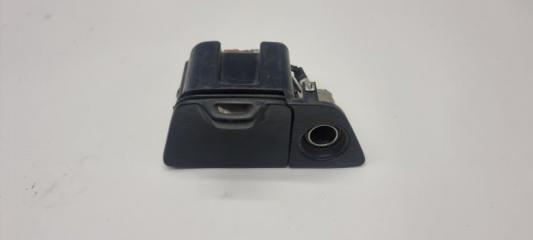 Запчасть пепельница передняя Toyota Caldina 1996